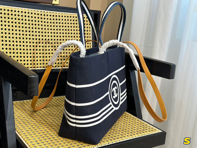 Striped beach shopping bag