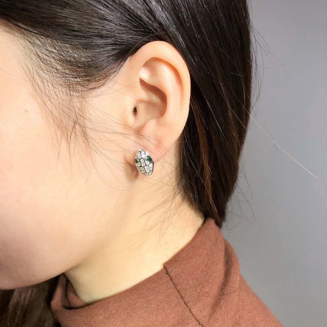 Fashion snake head earrings