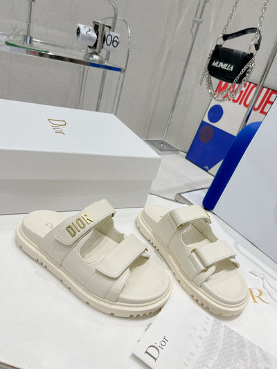 DR Dct New Sandals