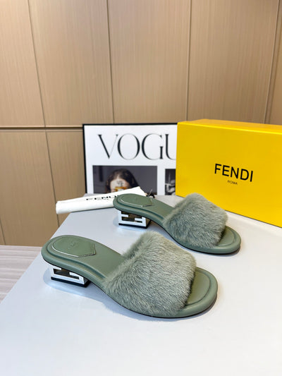 F   23 New Sandals