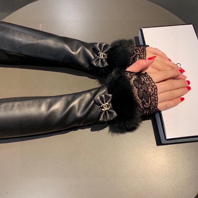 C   New Sheepskin + raccoon fur gloves