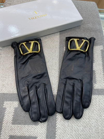 V  23 years new sheepskin gloves (official website synchronisation)