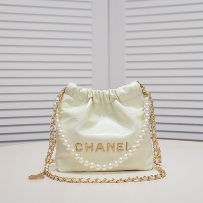 C  Mini Pearl Bag