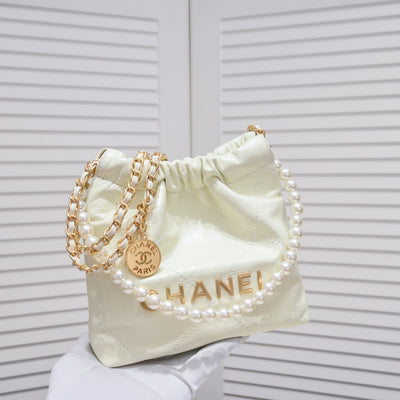 C  Mini Pearl Bag