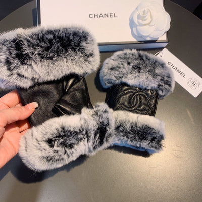 C  Rabbit Fur New Sheepskin Gloves