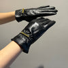 M   Fashion Gloves