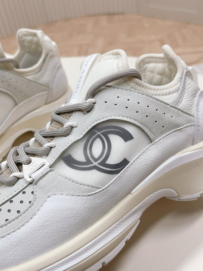 C  new casual sneakers