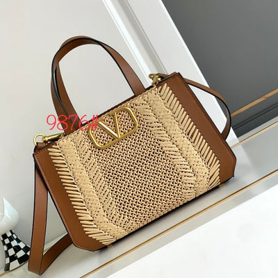 VAL* 24 new raffia woven tote bag