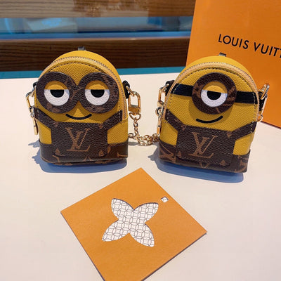 LOU* Minions chain crossbody mini bag