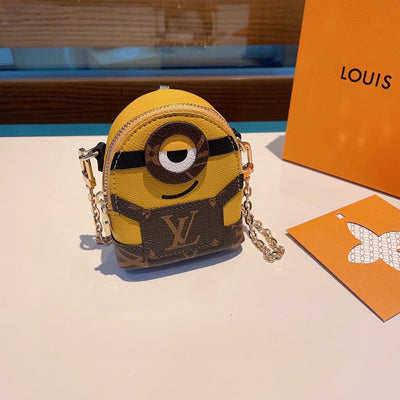 LOU* Minions chain crossbody mini bag