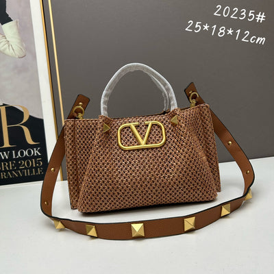 VAL* raffia woven shopping bag