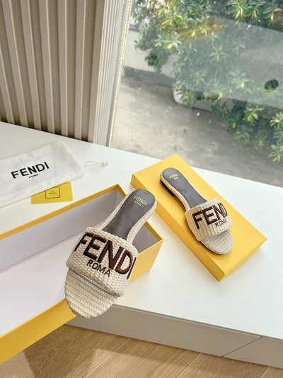 FEN* 24 New Slippers 1:1 VIP