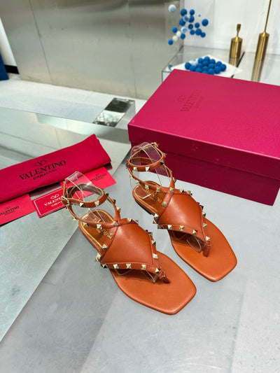 Valentino* 24 new flat sandals with rivets and hollowed-out back  1:1 VIP