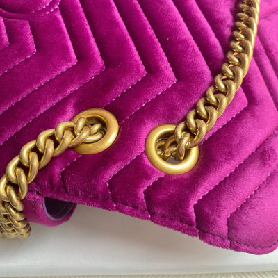 GUC* 24SS velvet chain bag