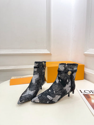 LOU* 24SS STELLAR pointed toe ankle boots 1:1 VIP