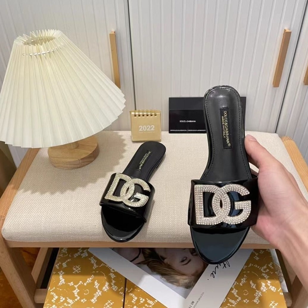 DG letter rhinestone slippers