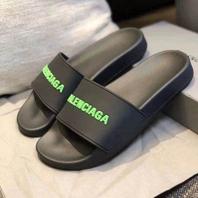 B new sandals