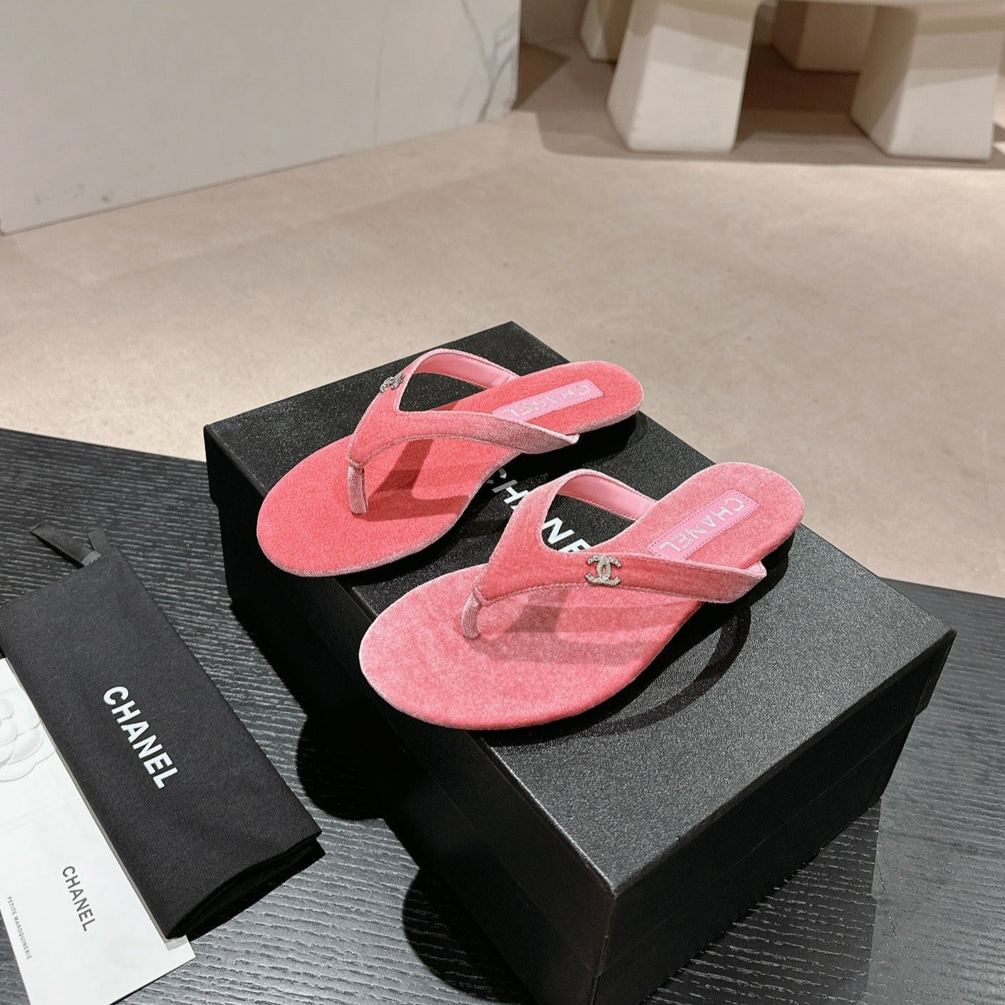 24Cha** new summer flip flops VIP 1:1