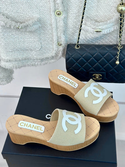 CH***24P new wood grain thick-soled sandals and slippers