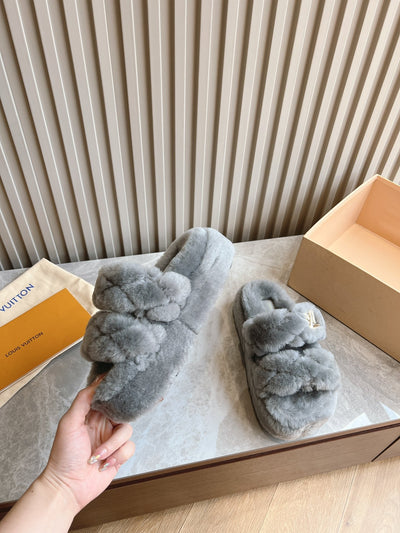 Furry slippers 2024SSLouis vuitt Louis Vuitton VIP 1:1