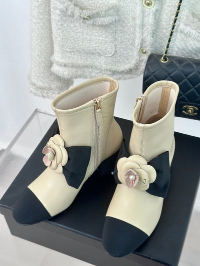 CHANE**2025 Autumn and Winter New VIP1:1 Camellia Bowknot Boots