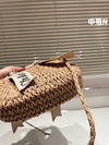 Straw bag Y casually matched