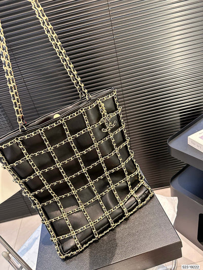 Grid chain bag cha***