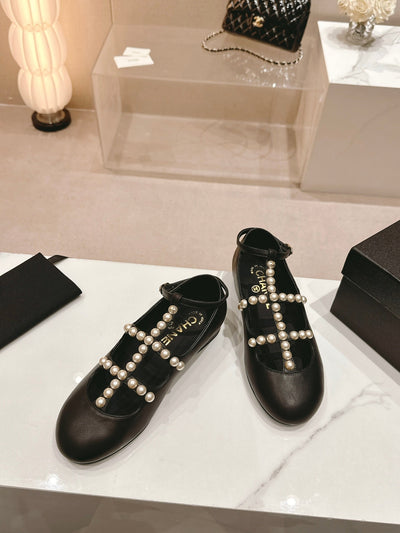 Black24SS Chanel Chanel🌆Latest pearl-decorated Mary Jane shoes The best casual series of the season VIP 1:1