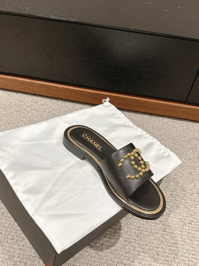 2024 Spring and Summer New Flat Slippers Chanel VIP 1:1