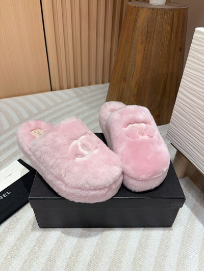 Autumn and winter thick-soled wool slippers, Chanel new VIP1:1