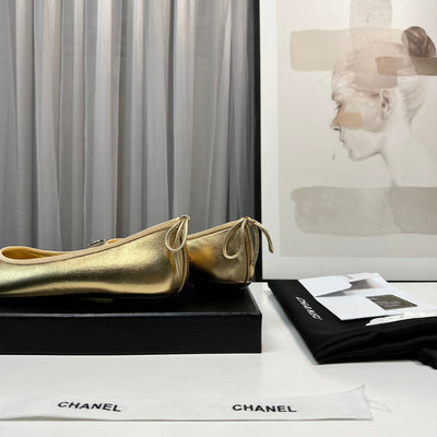 Golden soft satin Chanel shoes VIP1:1