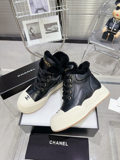 Chan***2025 Autumn and Winter New VIP1:1 Martin boots